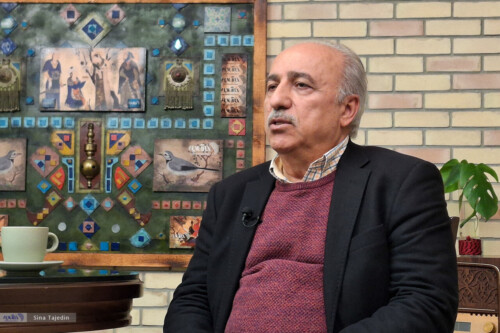 افقه: احکام اسلامی به‌تنهایی جای نظریه‌های علمی را برای توضیح و مهار تورم نمی‌گیرند